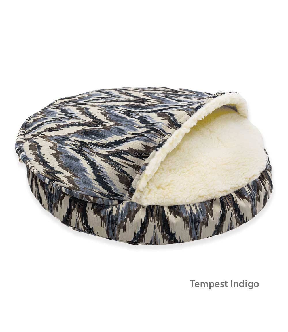 Small Luxury Cozy Cave Bed X747