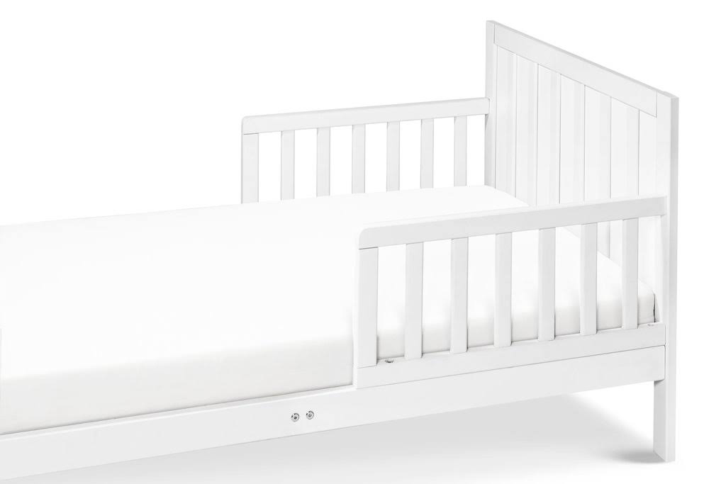 White Toddler Bed G1706