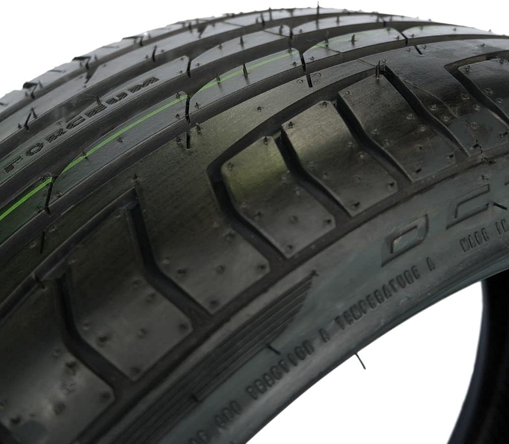 245/40R20 All-Season High Performance Radial Tire O617067