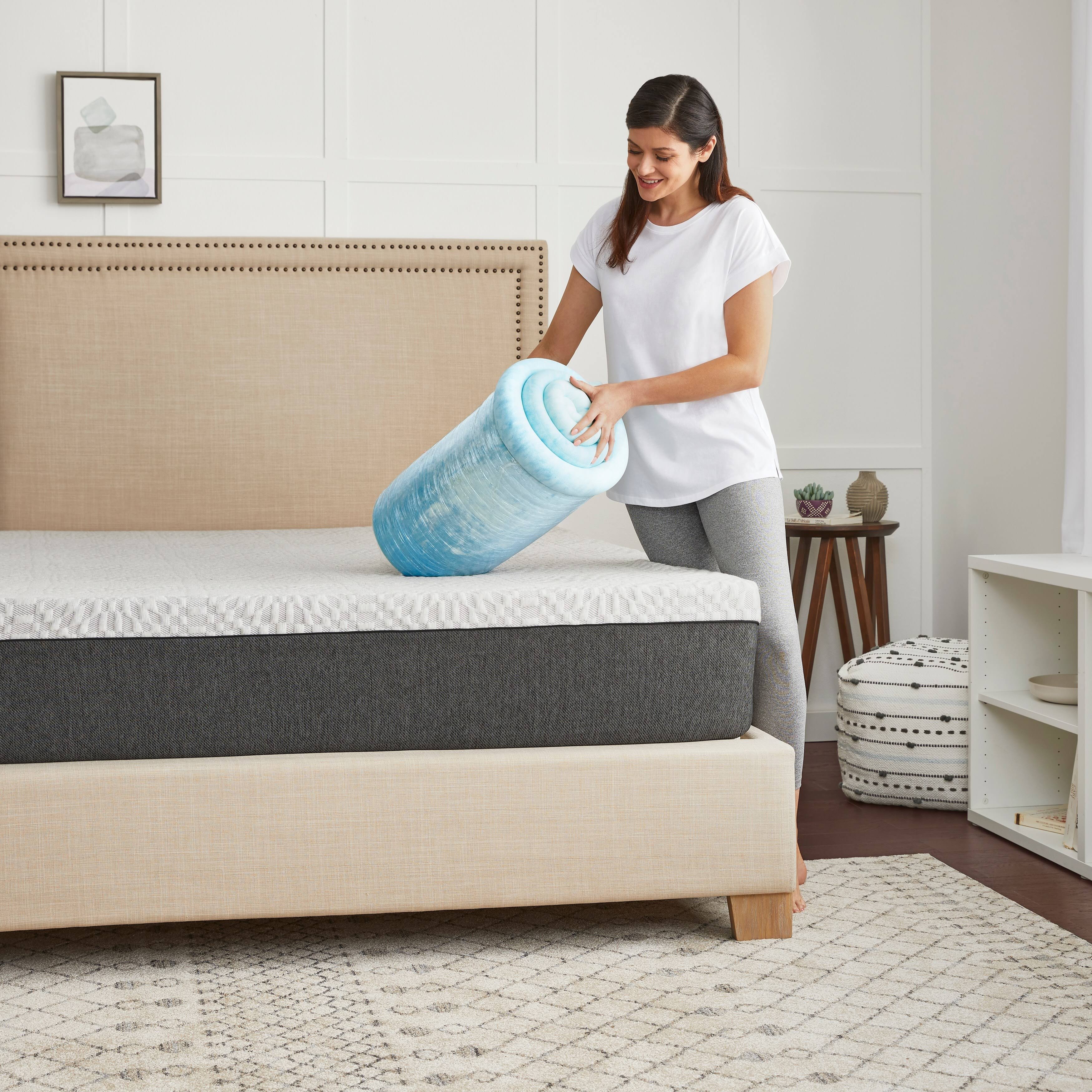 Full Memory Foam Mattress Topper with Cover N41263