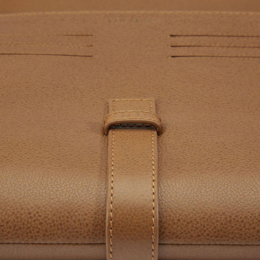 Leather 9.7" Tablet Case E597192