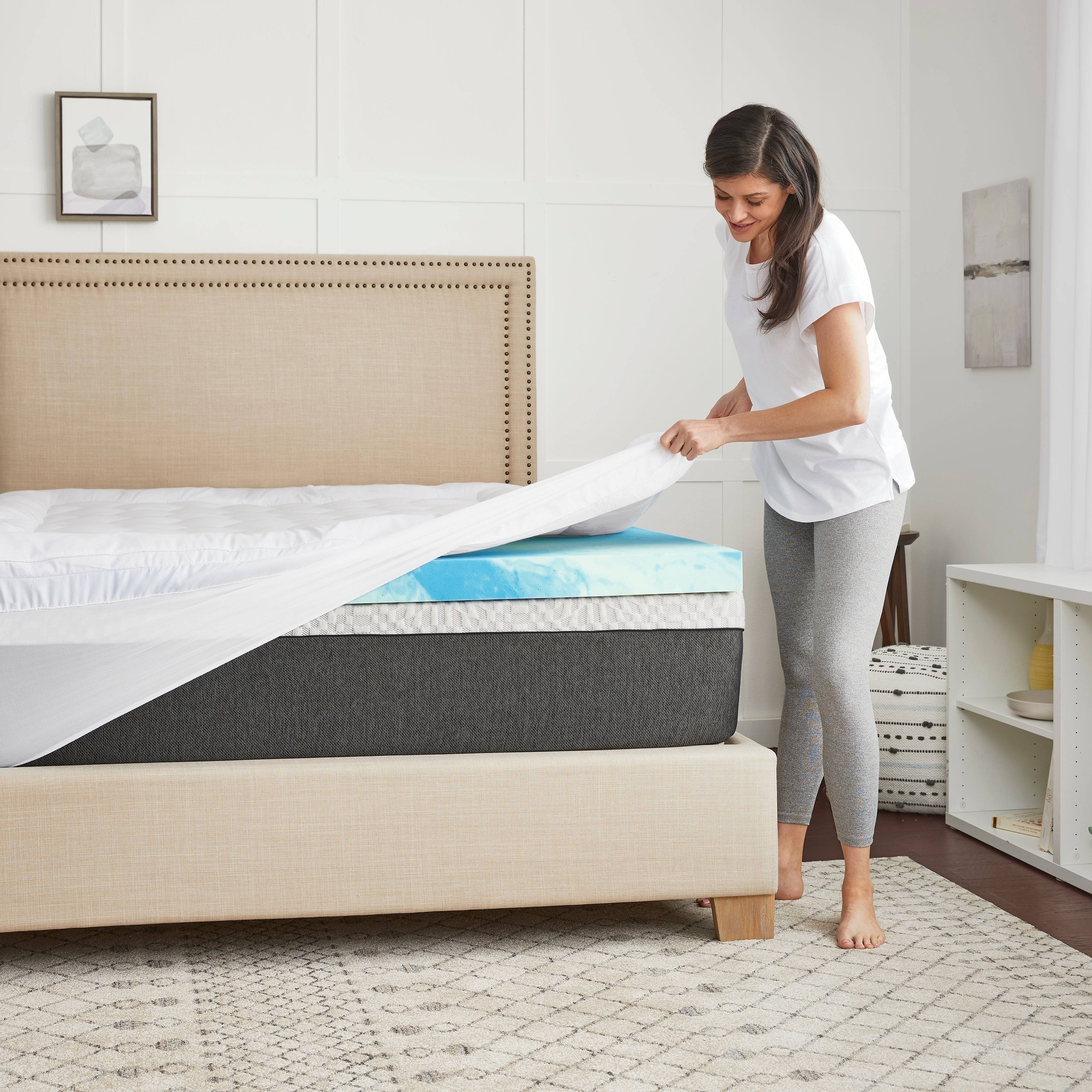 Full Memory Foam Mattress Topper with Cover N41263