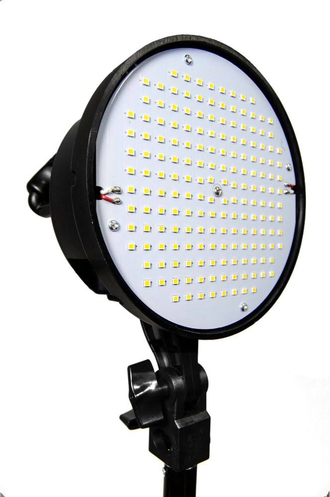 LED Portrait Kit J560