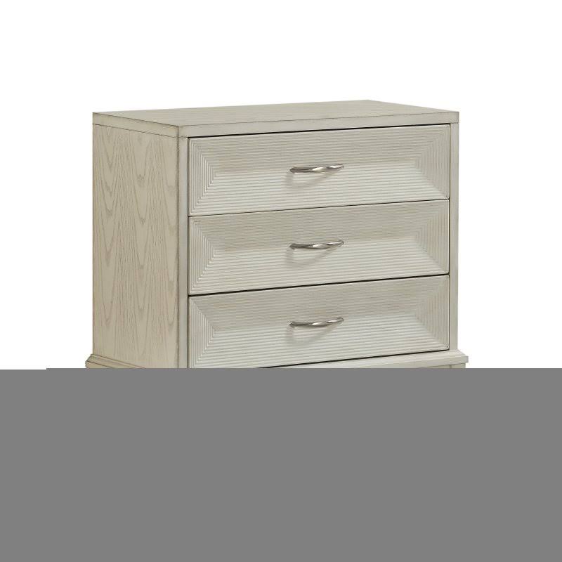 White Three Drawer Chest B6375