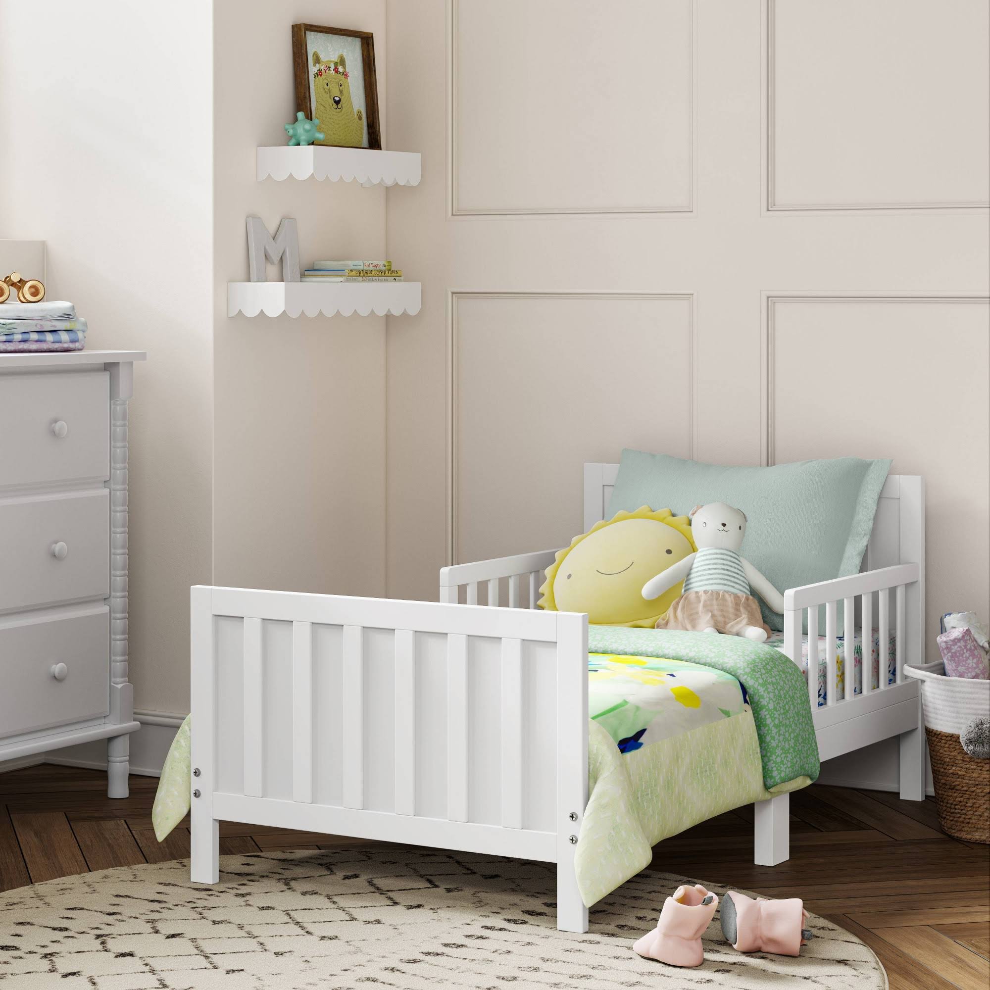 White Toddler Bed G1706