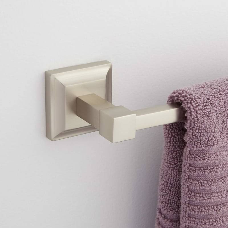 Brushed Nickel Towel Bar Z3102
