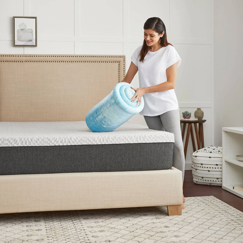 Queen White Memory Foam Mattress Topper N345