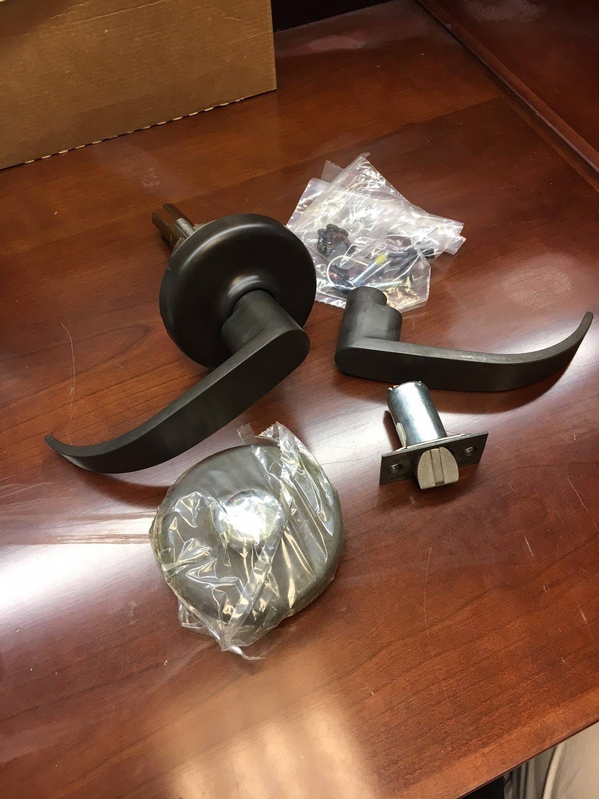 Cylindrical Lock H806412