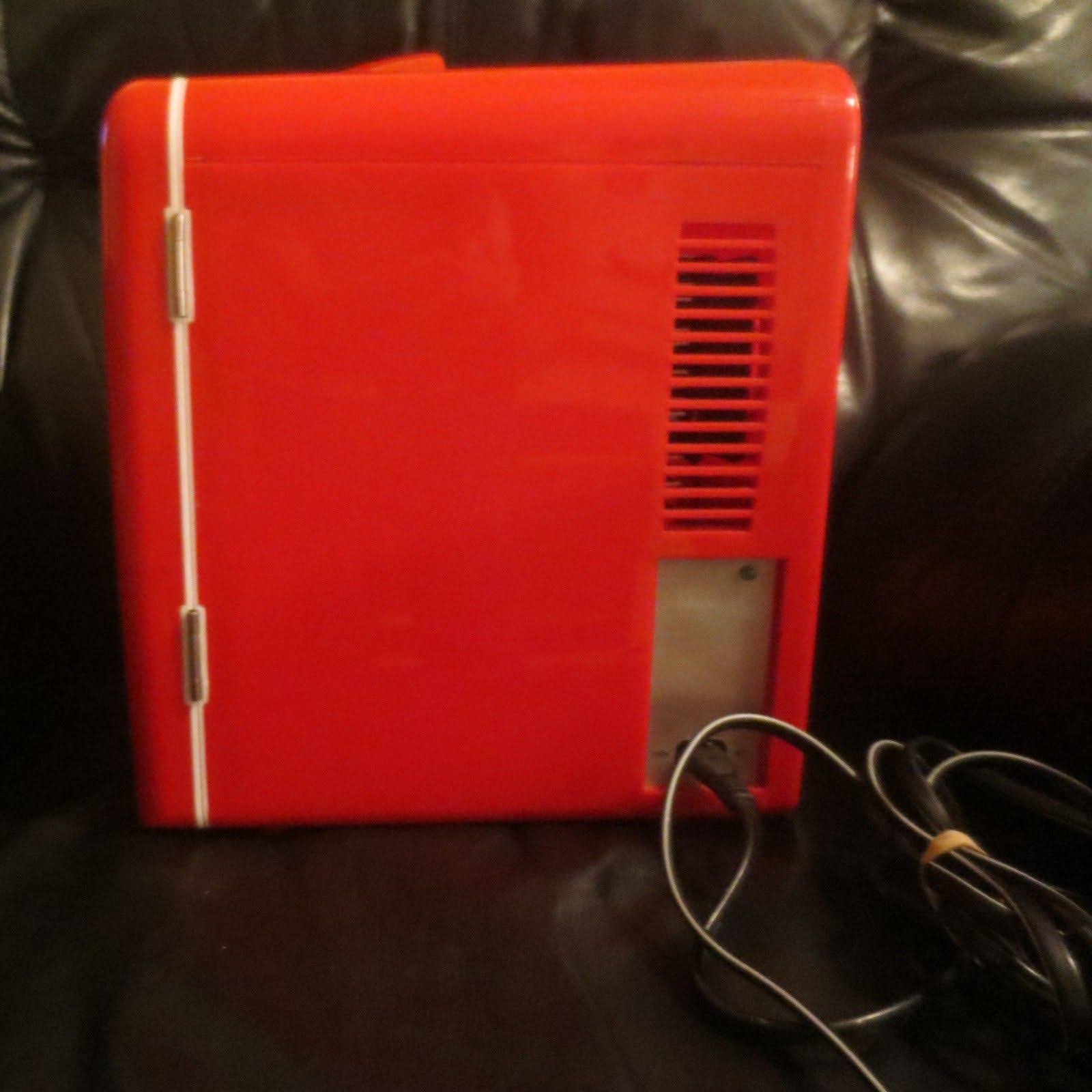 Mini Compact Retro Fridge I142