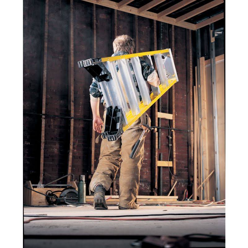 5 ft. Type IAA Fiberglass Step Ladder with Shelf K536