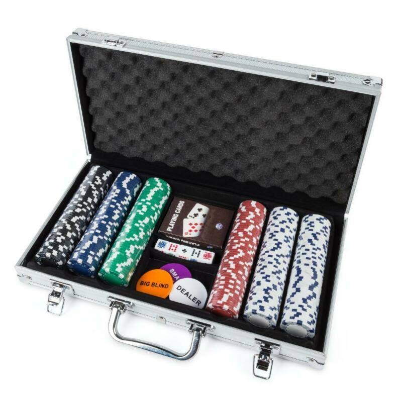 300-Piece Poker Set in Aluminum Carry Case Z9619
