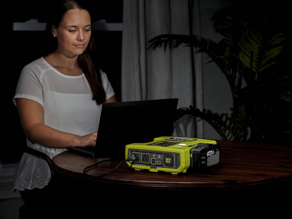 800 Watt Power Inverter K904062